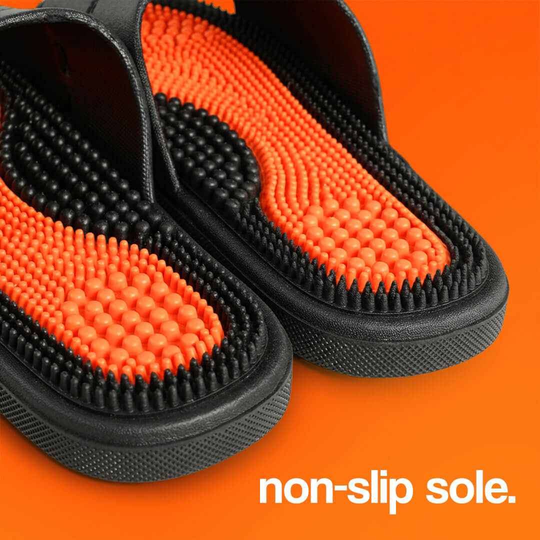 Fussmassage-Slides mit Noppen
